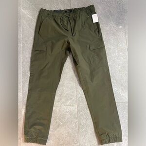 Tahari Mens ‘Rapid Tech Jogger’ NEW WITH TAGS, Size Largr